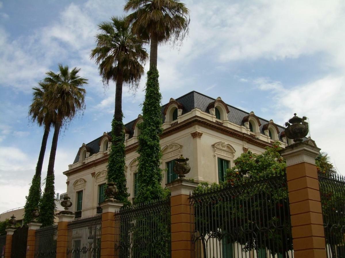 Medina Apartment And Parking Historical Center Sevilla Bagian luar foto
